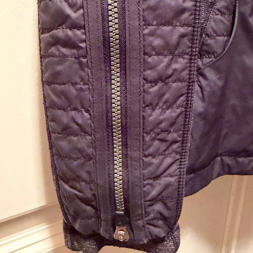 Lululemon Dark Gray Heather Mixed Media Full Zip Running Jacket Size 6